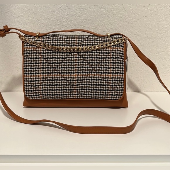 A New Day Plaid Crossbody Bag With Gold Chain - Picture 2 of 16